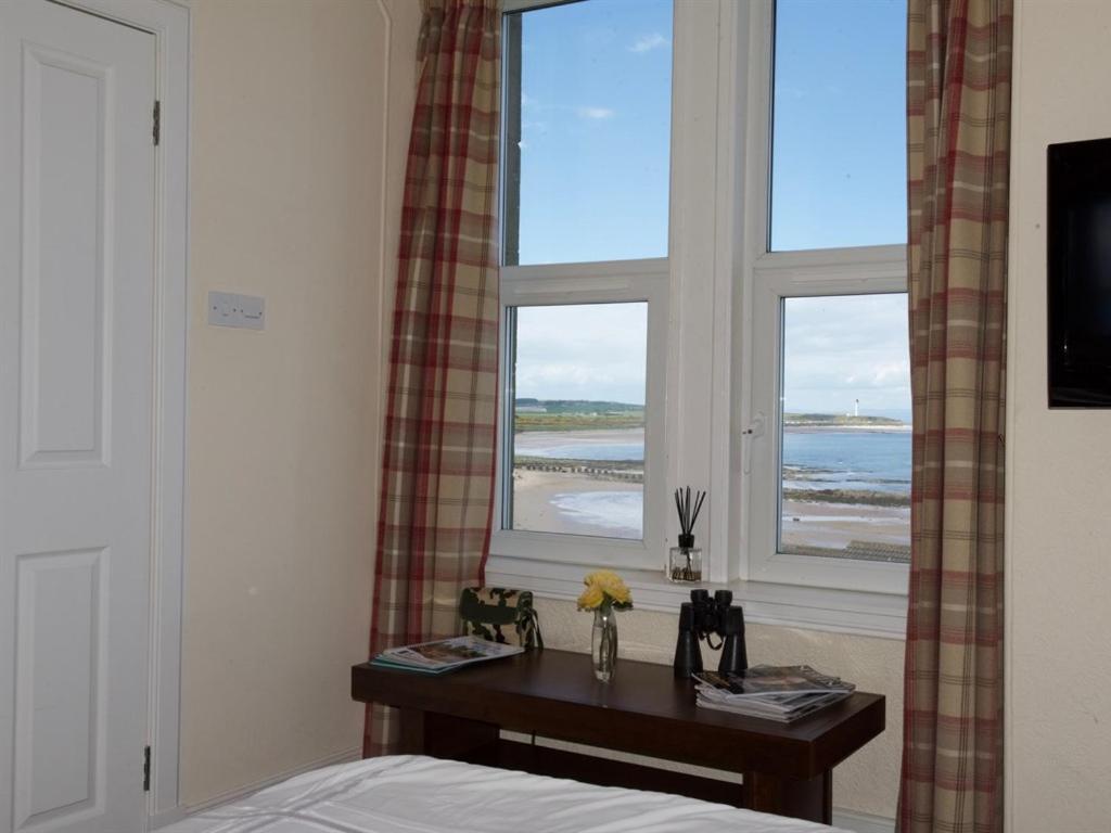 Norland B & B Lossiemouth Room photo